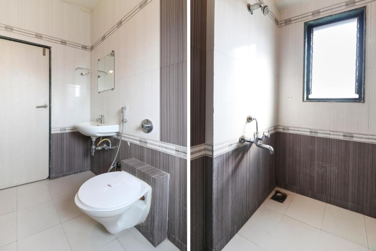 Oyo 10679 Hotel Nanashree Executive Vagholi Εξωτερικό φωτογραφία