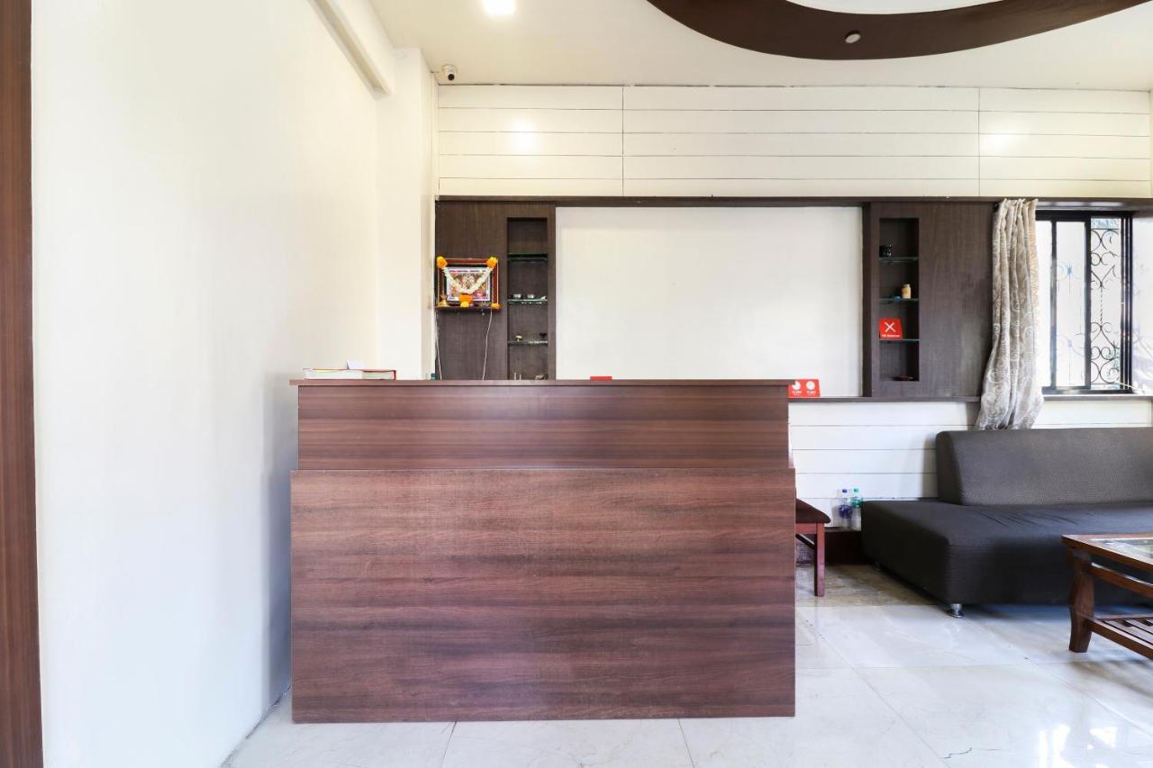 Oyo 10679 Hotel Nanashree Executive Vagholi Εξωτερικό φωτογραφία